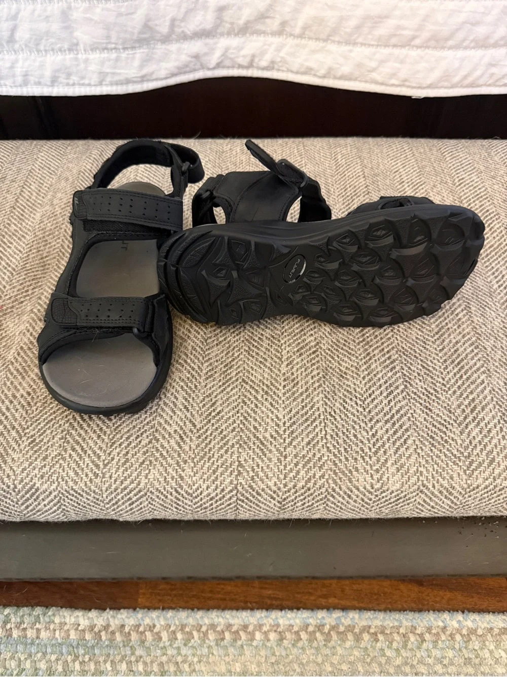 Men's Black Performance Outdoor Sandals